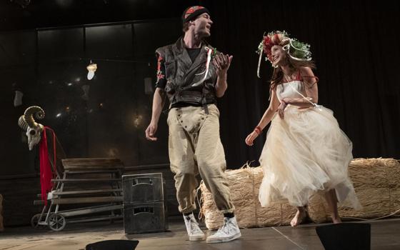 Zimní pohádka - William Shakespeare, Litomyšl 7|7|2026, zdroj: © AGENTURA SCHOK, foto: Viktor Kronbauer, Jakub Hemala a Markéta Navrátilová